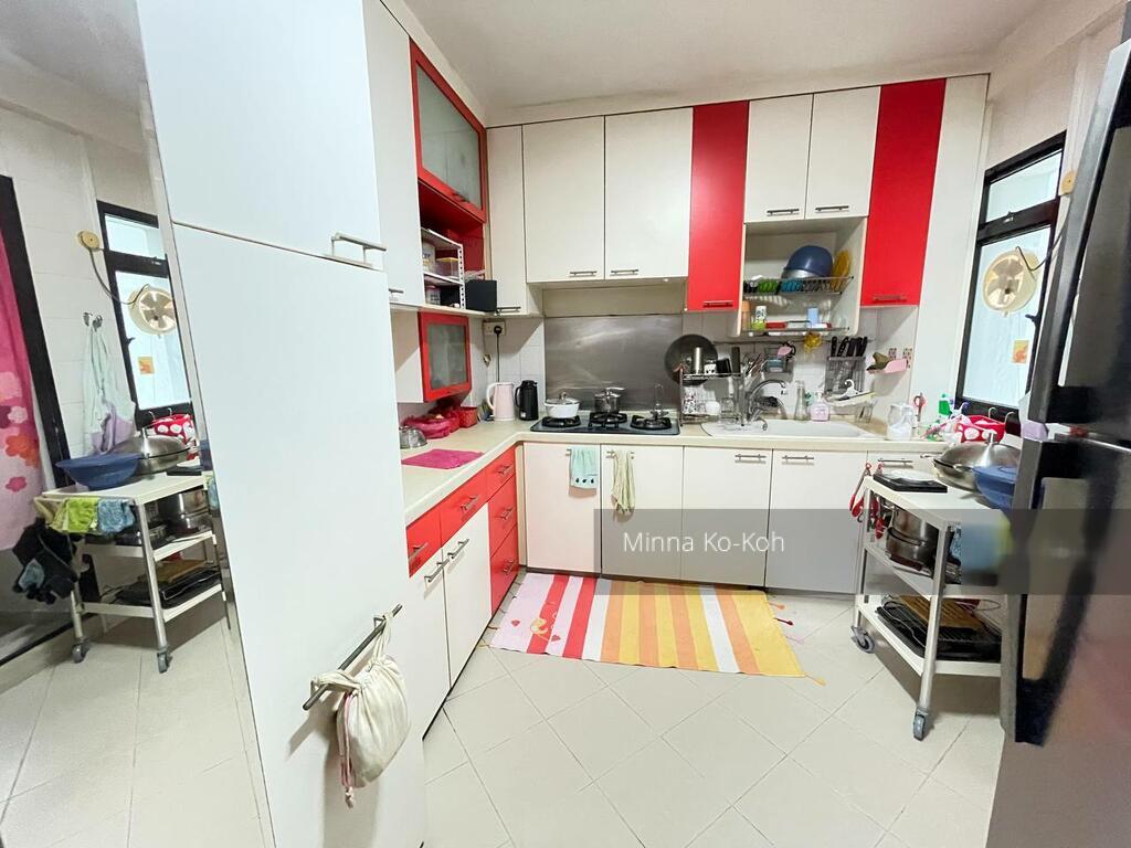 Blk 56 Pipit Road (Geylang), HDB 5 Rooms #310234201